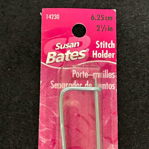 Lot of 2 Susan Bates 14230 & 14231 Stitch Holders 2 1/2" & 4 1/2" - Picture 2 of 7